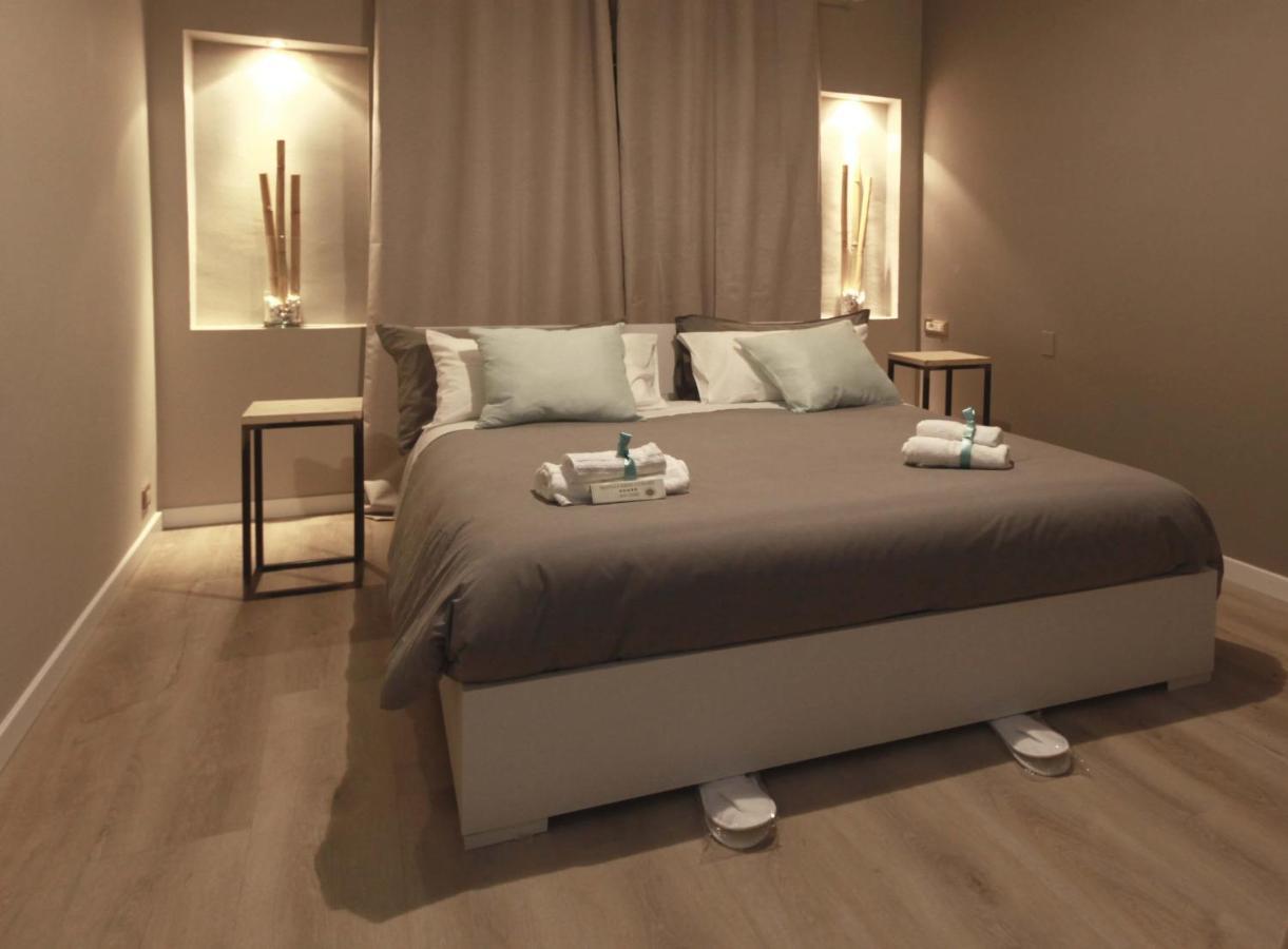Acquachiara Iseo Deluxe Bed & Breakfast Iseo Center With Garden And Parking Inside Foresteria Exteriör bild