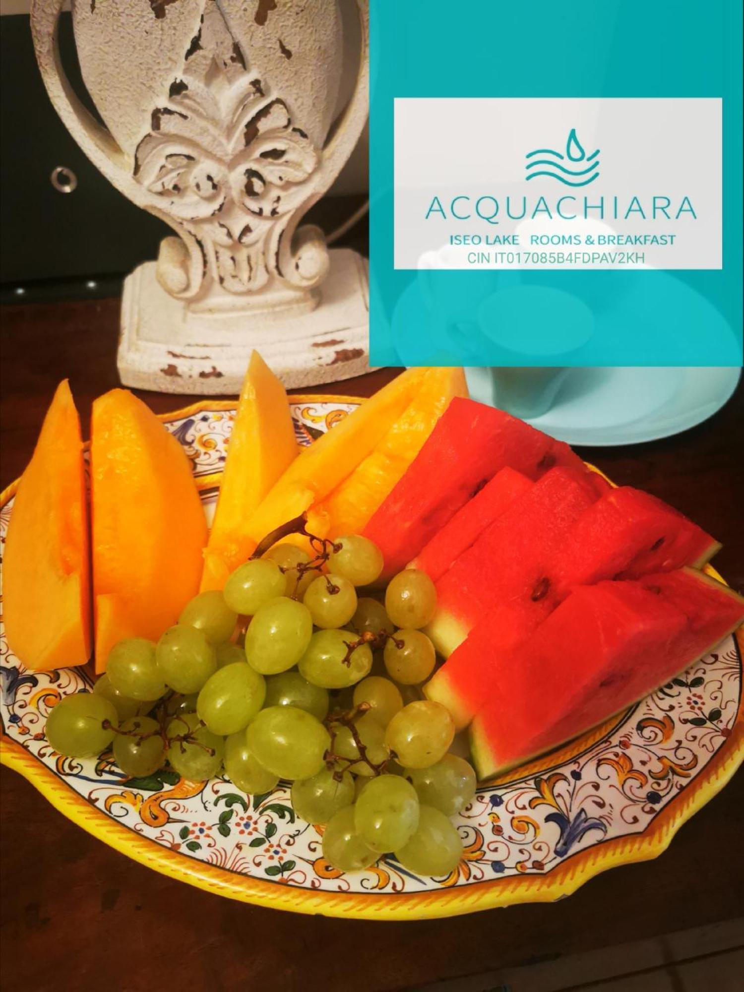 Acquachiara Iseo Deluxe Bed & Breakfast Iseo Center With Garden And Parking Inside Foresteria Exteriör bild